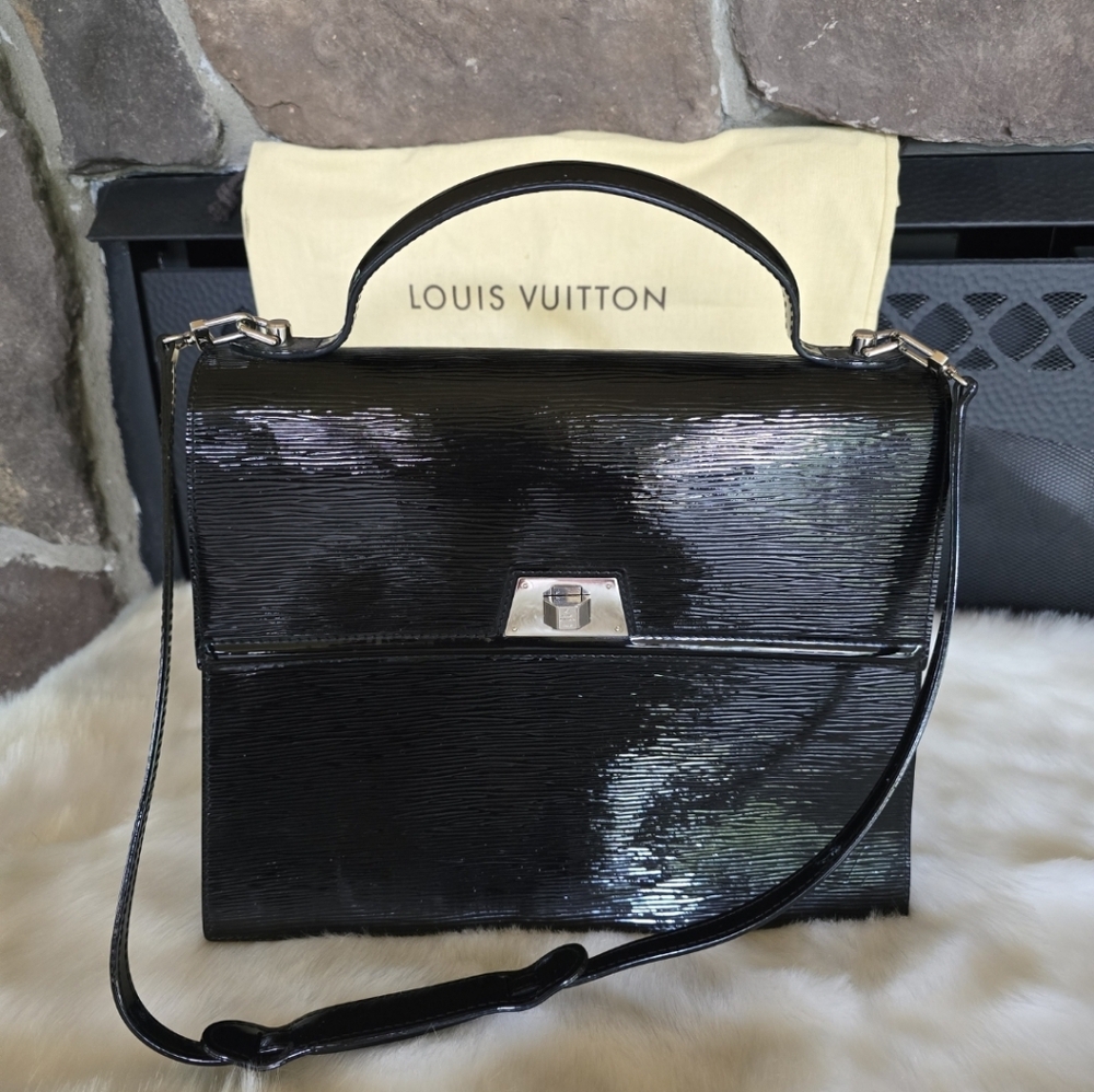 LOUIS VUITTON Electric Epi Sevigne Black